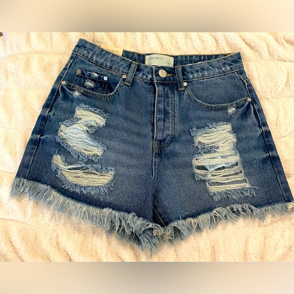 Banjara jean shorts size 7/27 NWT